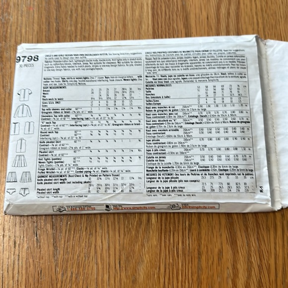 Vintage girls sewing pattern cheerleader - Picture 3 of 4